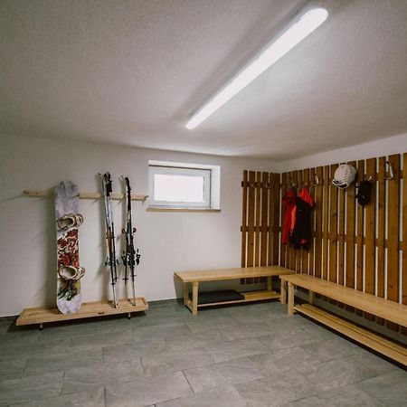 Nedererhof - Zimmer Alpenrose Mit Gemeinschaftskueche Schmirn Buitenkant foto