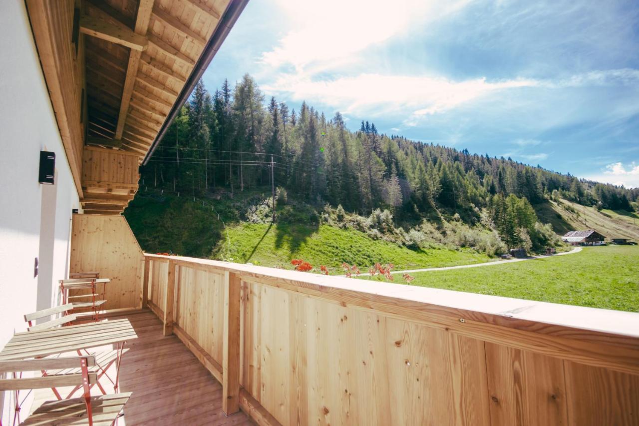 Nedererhof - Zimmer Alpenrose Mit Gemeinschaftskueche Schmirn Buitenkant foto
